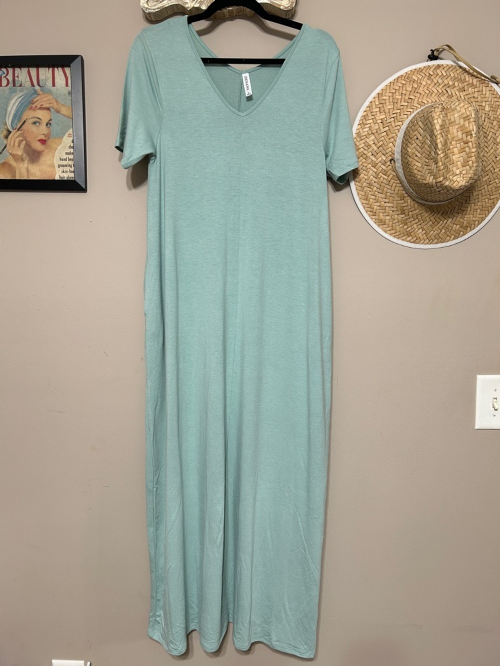 Zenana Outfitters Mint Green V-Neck Maxi Dress